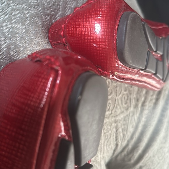 Michael Kors red patent leather flats size 7 - Picture 5 of 8